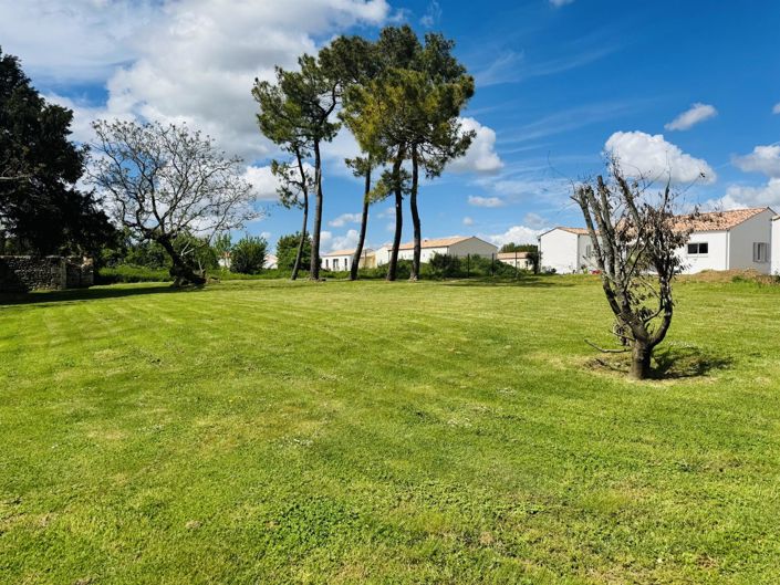 Image No.20-4 Bed House for sale