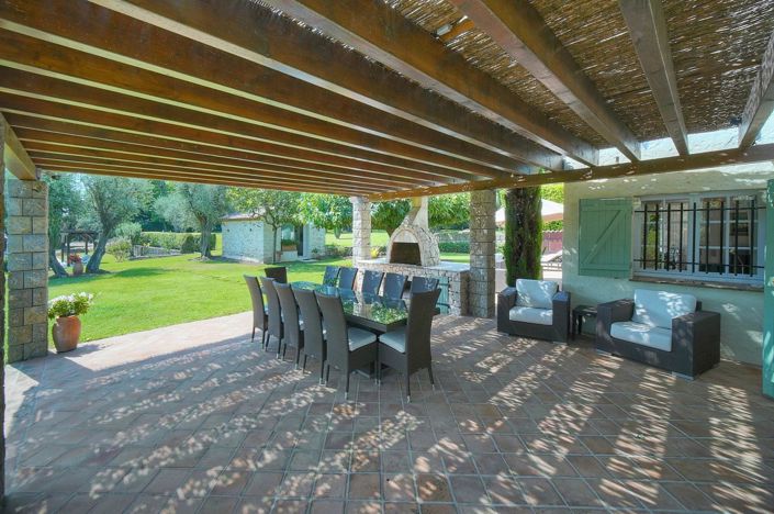 Image No.6-6 Bed House for sale