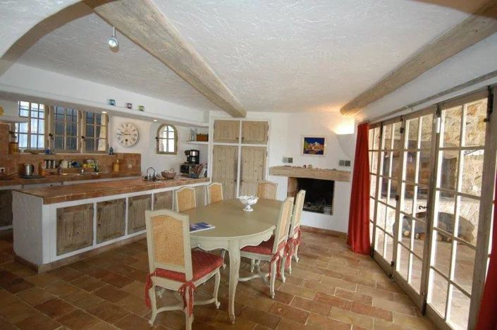 Image No.15-6 Bed House for sale