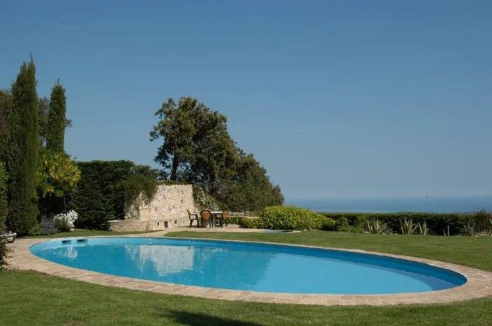 Image No.4-6 Bed House for sale