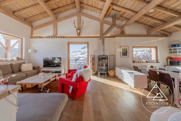 Image No.2-6 Bed House for sale