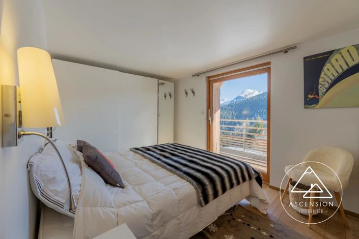 Image No.38-6 Bed House for sale