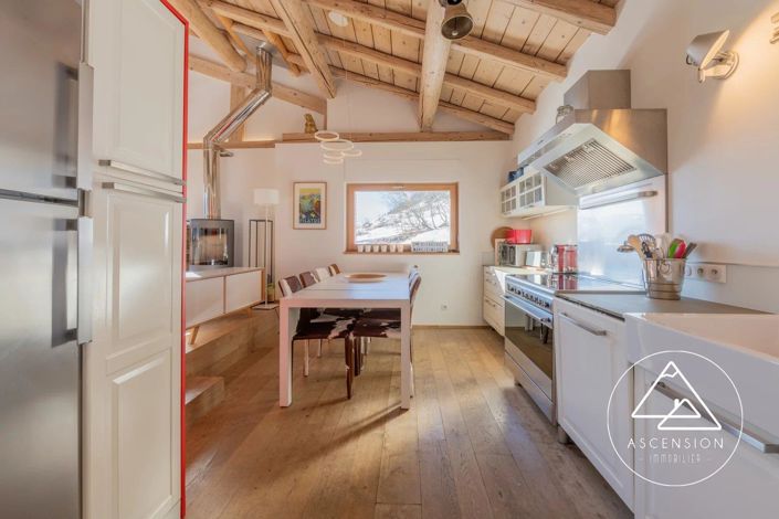 Image No.45-6 Bed House for sale