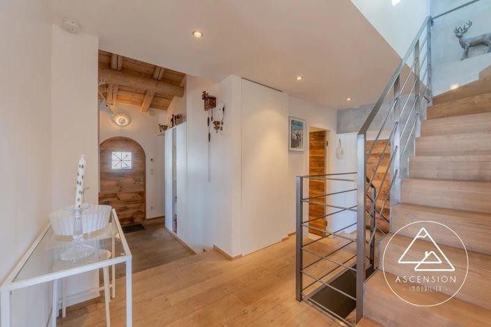 Image No.46-6 Bed House for sale