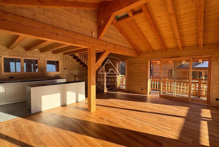 Image No.11-5 Bed House for sale