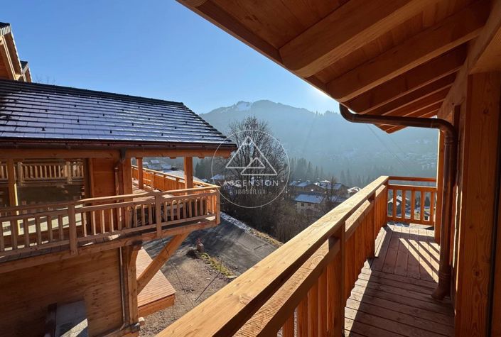 Image No.17-5 Bed House for sale