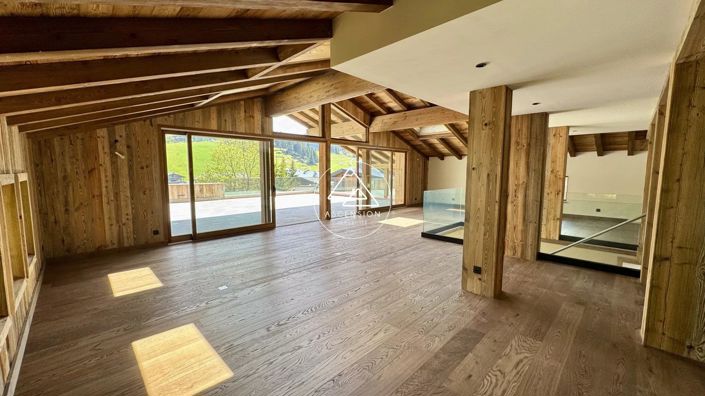 Image No.2-5 Bed House for sale