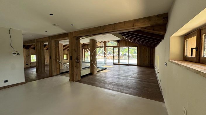 Image No.21-5 Bed House for sale