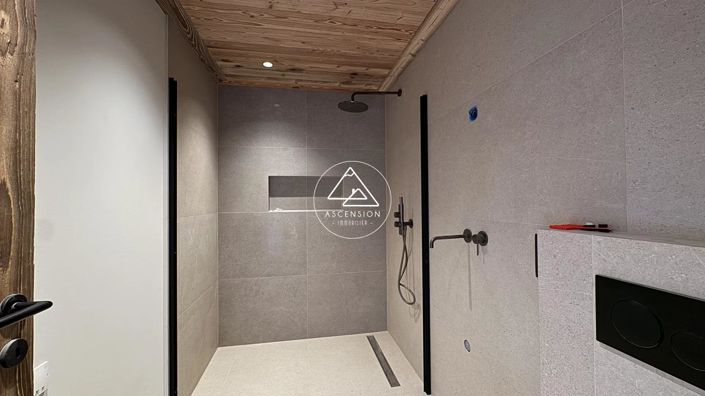 Image No.31-5 Bed House for sale