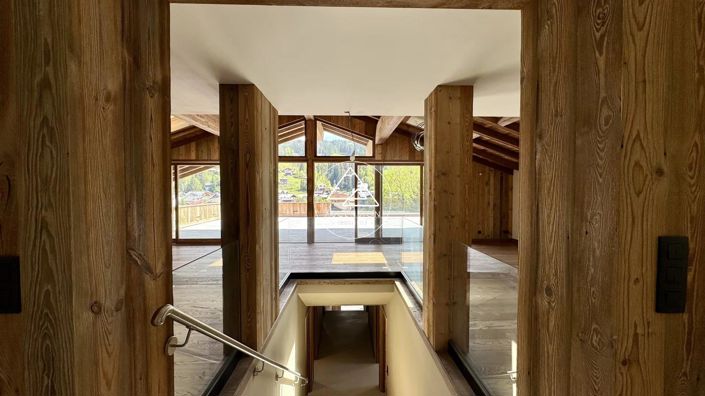 Image No.9-5 Bed House for sale