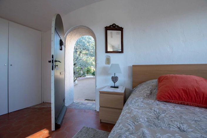 Image No.29-4 Bed House for sale