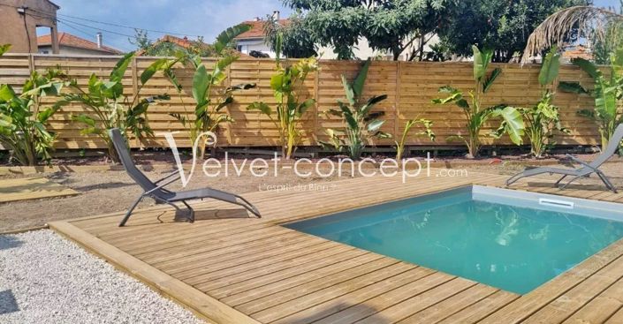 Image No.1-5 Bed House for sale