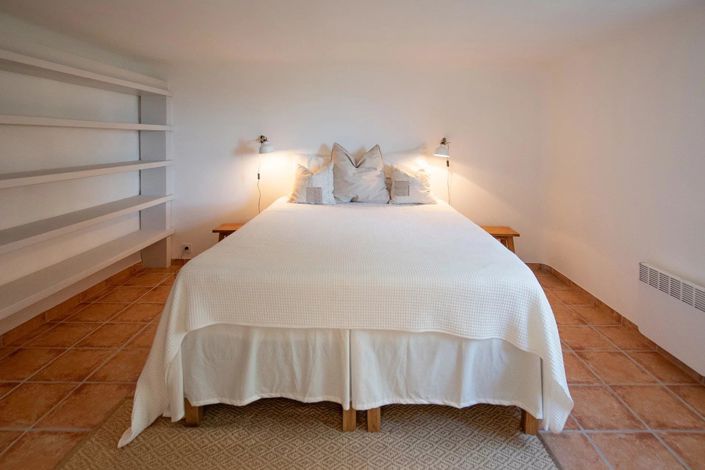 Image No.27-5 Bed House for sale