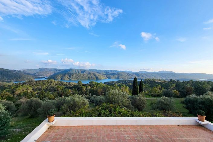 Image No.35-5 Bed House for sale