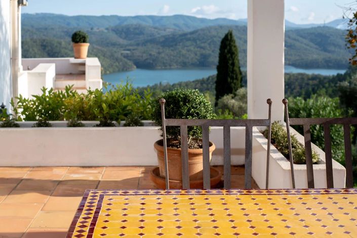 Image No.6-5 Bed House for sale