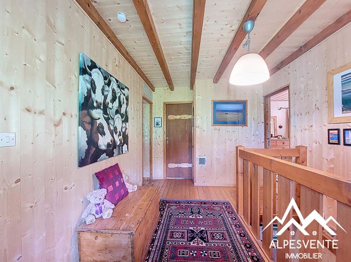 Image No.20-6 Bed House for sale