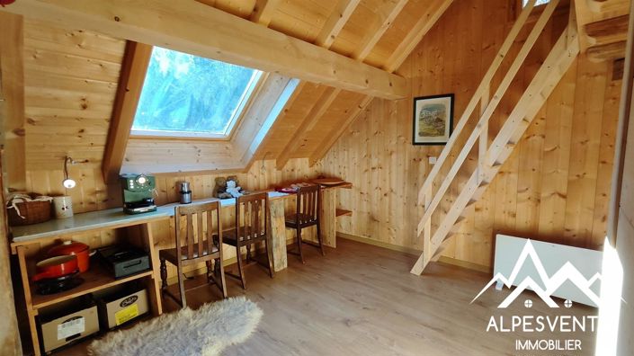 Image No.7-6 Bed House for sale