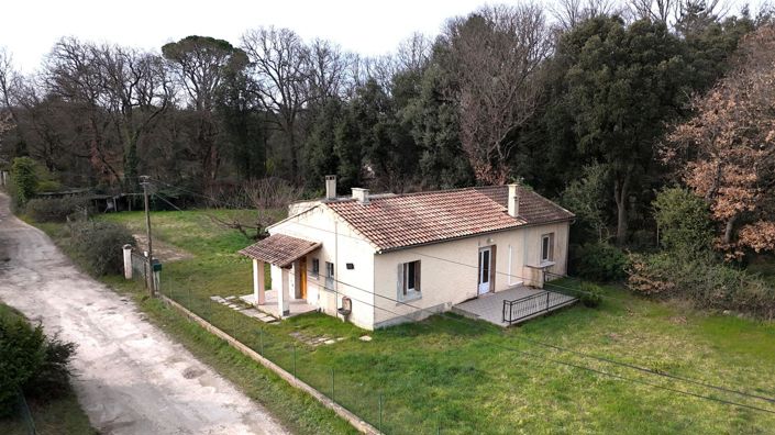 Image No.1-2 Bed House for sale
