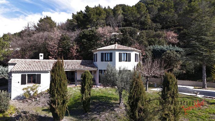 Image No.1-4 Bed House for sale