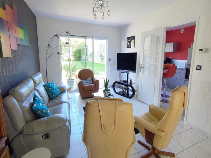 Image No.1-4 Bed House for sale