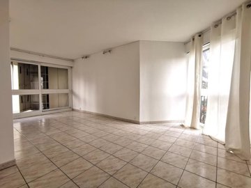 1 - Grigny, Apartment