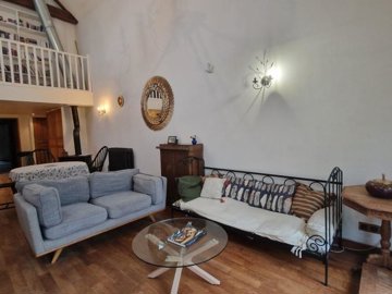 1 - Plailly, House