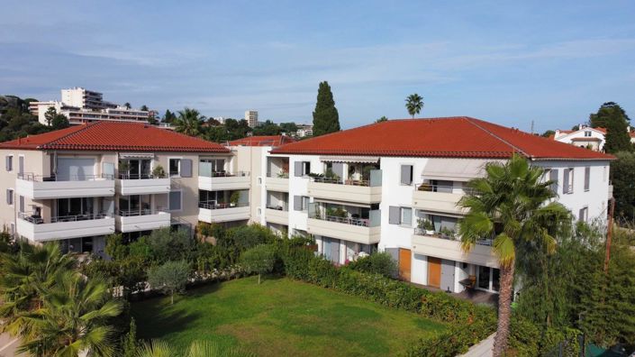 Image No.1-2 Bed Apartment for sale