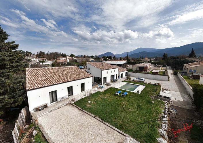 Image No.1-4 Bed House for sale
