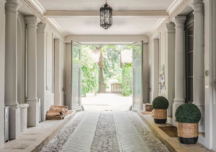 Image No.18-10 Bed House for sale