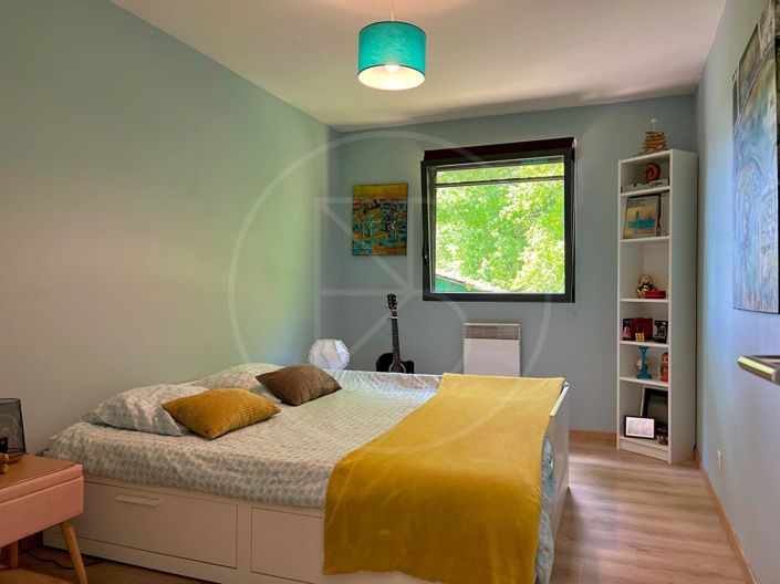 Image No.9-3 Bed House for sale