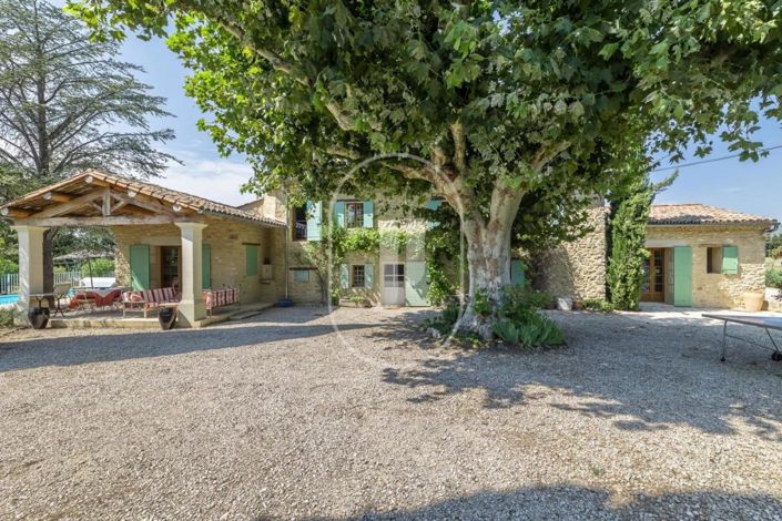 Image No.1-4 Bed House for sale