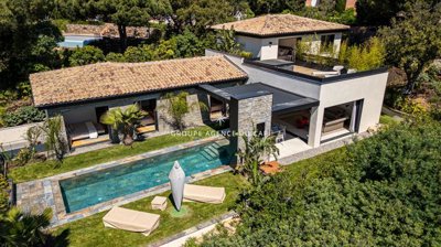 4 Bed Property for sale