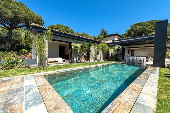 Image No.2-Maison de 4 chambres à vendre à Sainte-Maxime