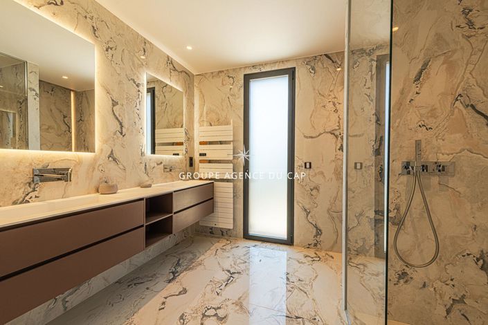 Image No.9-Maison de 4 chambres à vendre à Sainte-Maxime