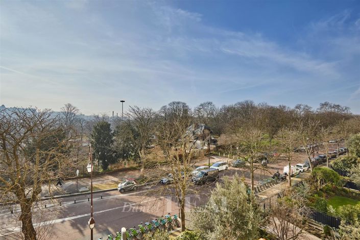 Image No.11-3 Bed Apartment for sale