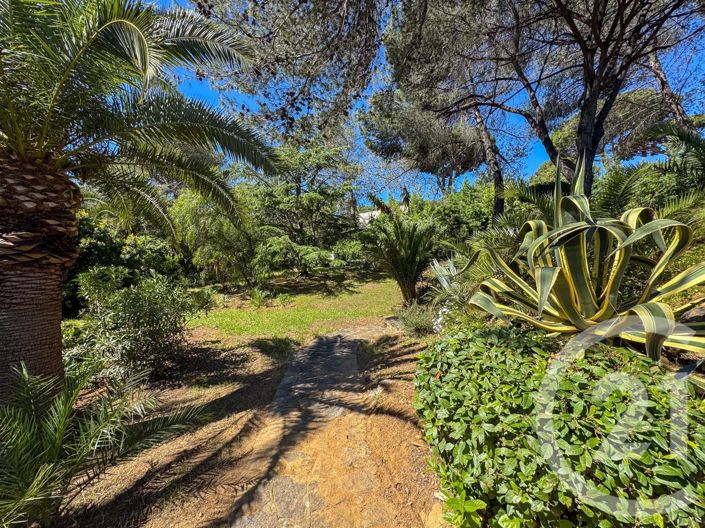 Image No.9-3 Bed House for sale