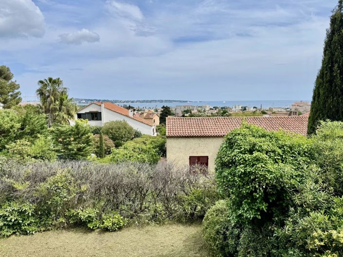Image No.1-Maison de 4 chambres à vendre à Golfe Juan