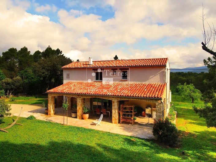 Image No.1-5 Bed House for sale