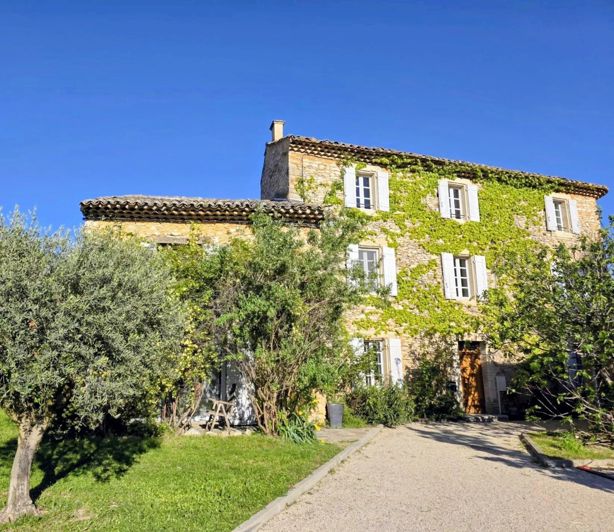 Image No.1-5 Bed House for sale