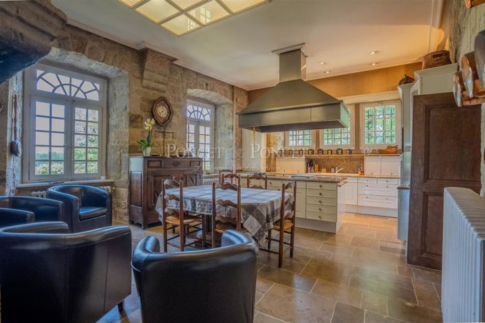 Image No.10-Maison de 19 chambres à vendre à Rodez