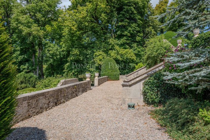 Image No.2-19 Bed House for sale