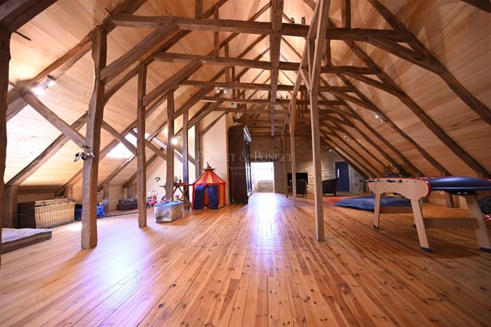 Image No.21-19 Bed House for sale