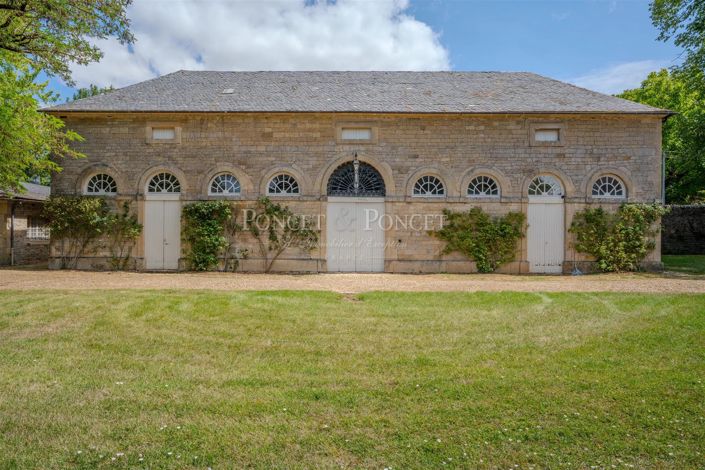 Image No.26-19 Bed House for sale