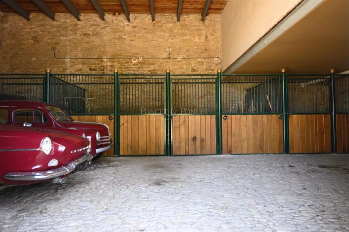 Image No.27-19 Bed House for sale