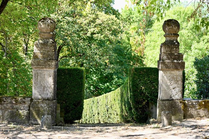 Image No.3-19 Bed House for sale