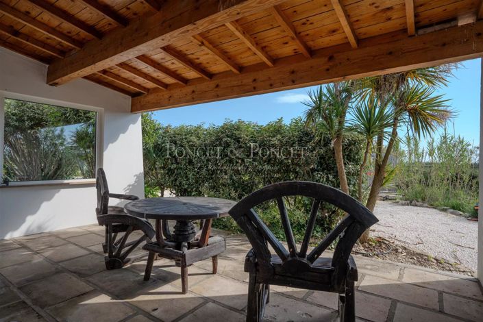 Image No.12-3 Bed House for sale