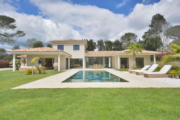 Image No.1-5 Bed House for sale