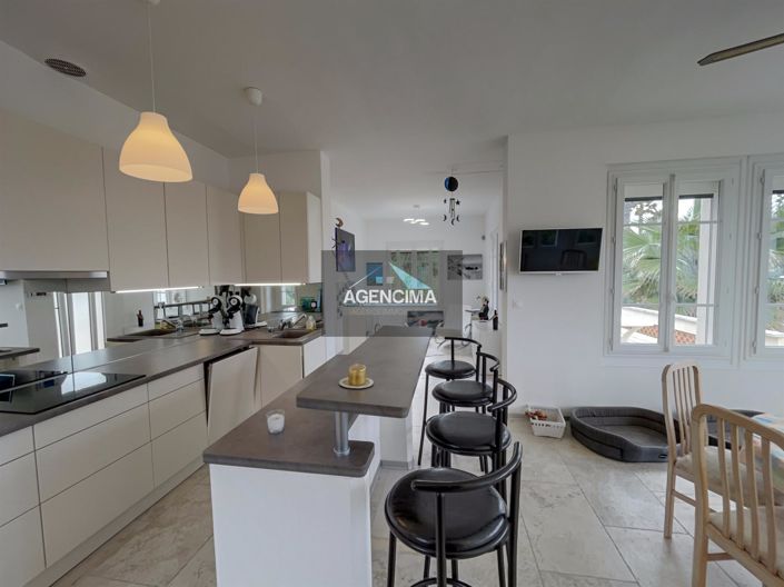 Image No.3-Maison de 5 chambres à vendre à Marseillan