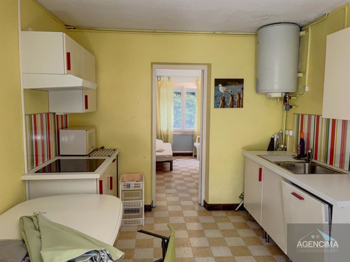 Image No.5-5 Bed House for sale