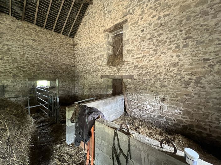 Image No.14-4 Bed House for sale